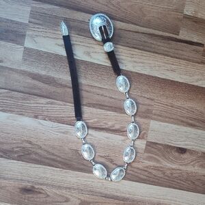 Tony Lama Vintage Western Concho Belt. Brown leather. Sz 30 M